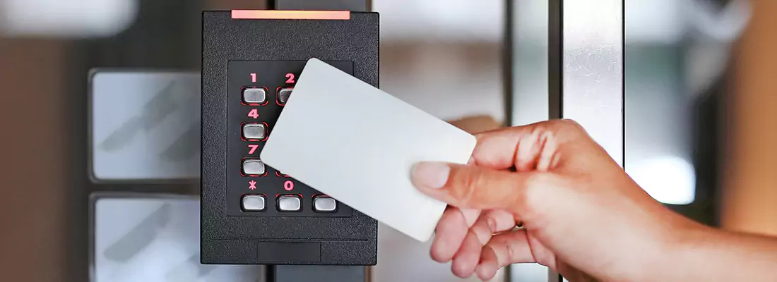 Benefits of Card Lock Readers for Properties in Pensacola, FL
